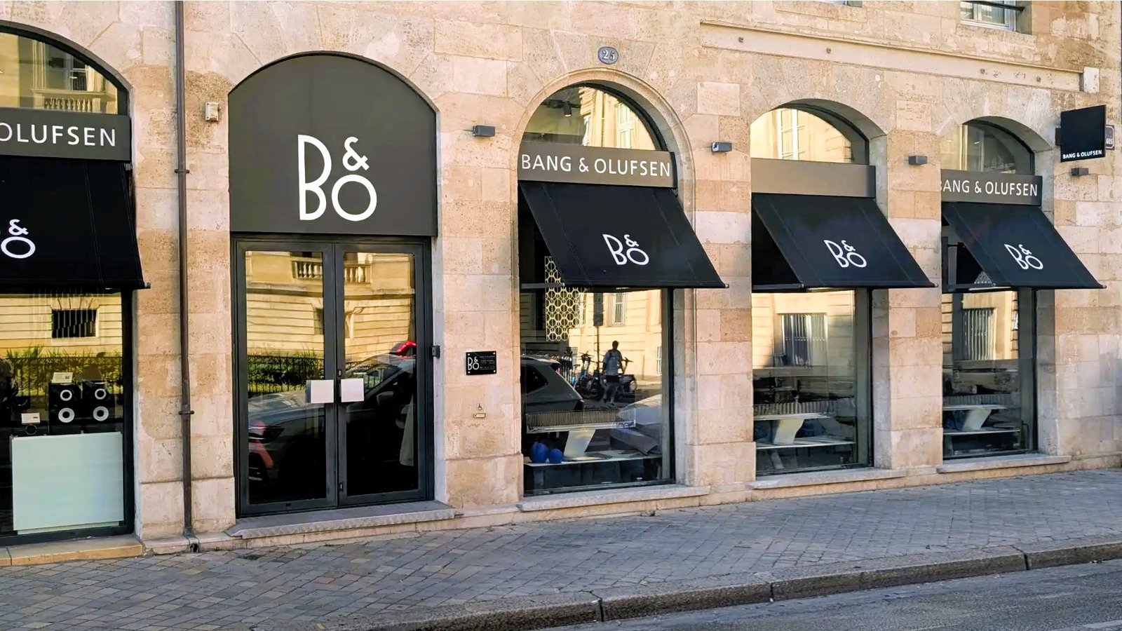 Bang & Olufsen, collaboration à Bordeaux
